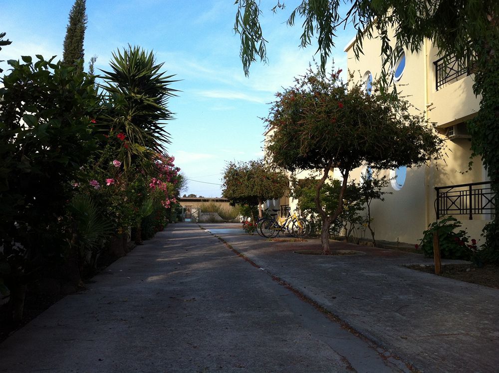 העיירה קוס Manine Apartments מראה חיצוני תמונה